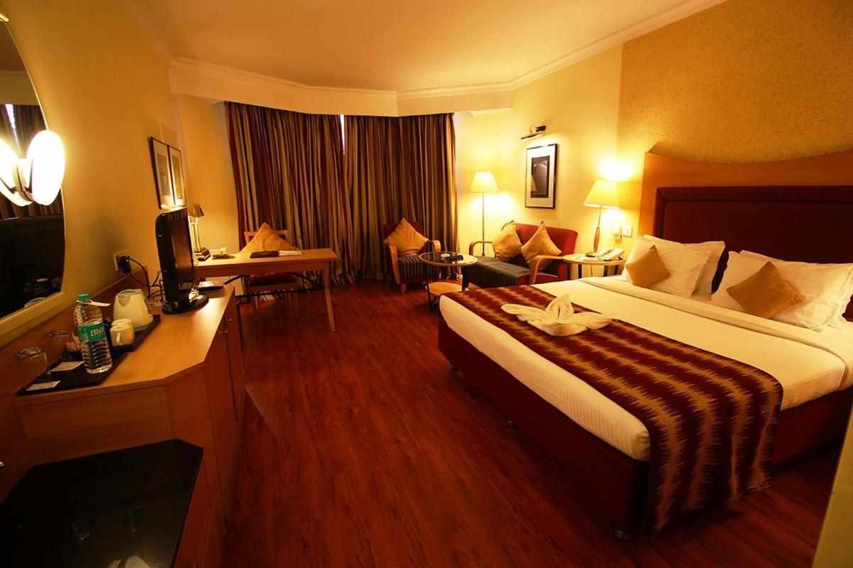 The Cama - A Sabarmati Riverfront Hotel Ahmedabad Luaran gambar